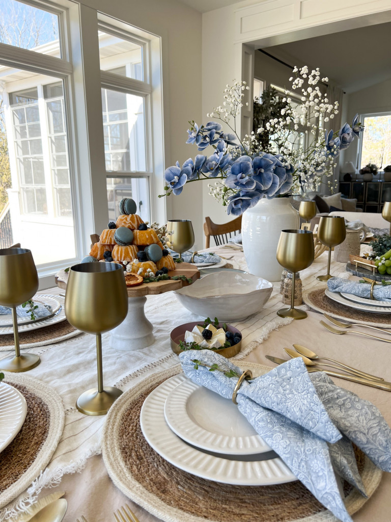 Kayla Haven— Easter Tablescape Cambridge Home